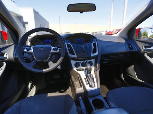 Used 2013 Ford Focus SE FWD image 11