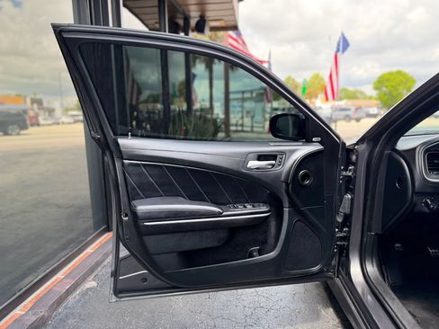 Used 2022 Dodge Charger Scat Pack w/ Plus Group RWD image 32
