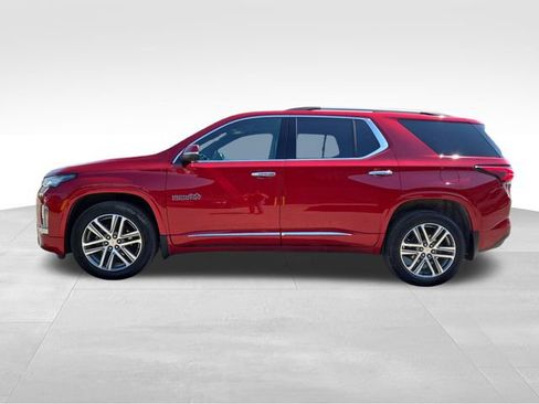 Used 2023 Chevrolet Traverse High Country AWD/4WD image 9