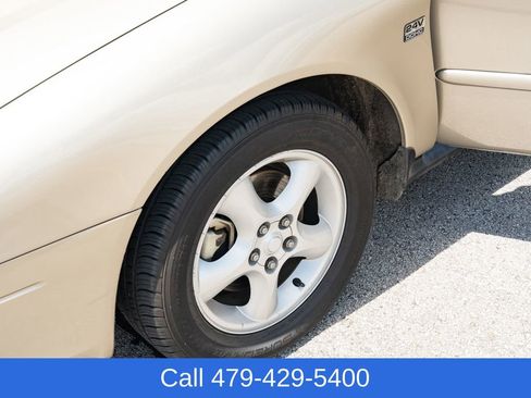 Used 2001 Ford Taurus SES FWD image 12