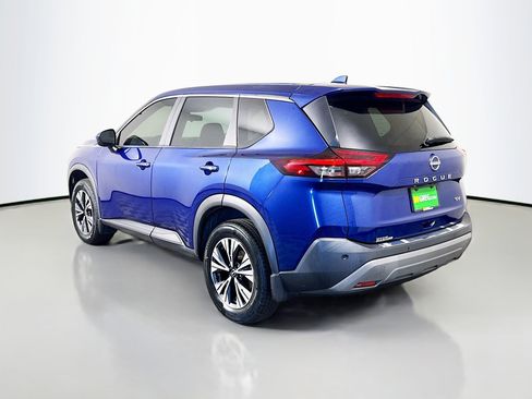 Used 2023 Nissan Rogue SV image 7