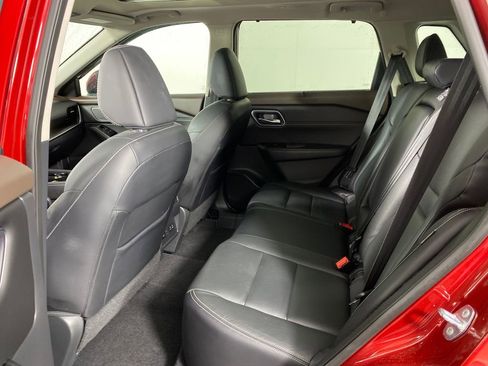 Used 2021 Nissan Rogue SL image 27