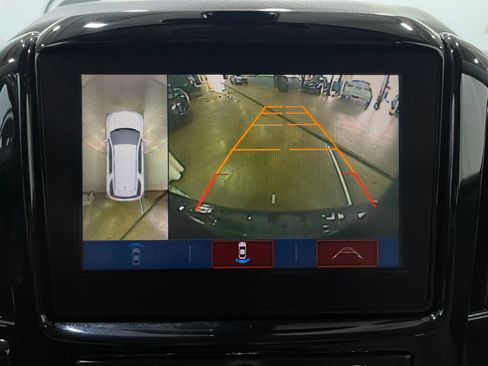 Used 2019 Chevrolet Traverse Premier w/ LPO, Floor Liner Package AWD/4WD image 11