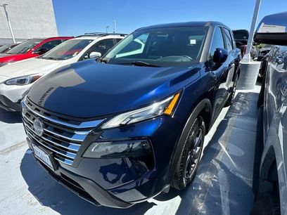 Used 2024 Nissan Rogue SV