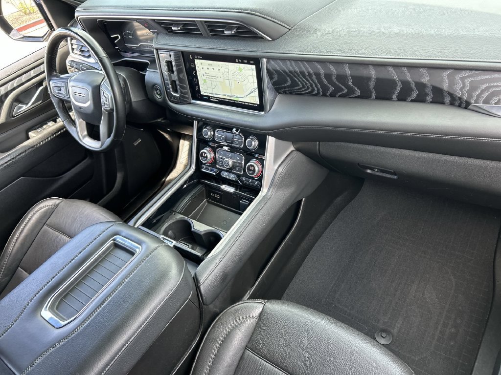 Used 2023 GMC Yukon XL Denali w/ LPO, Floor Liner Package AWD/4WD image 30