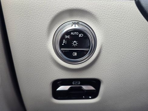 New 2026 Mercedes-Benz C 300 4MATIC Sedan image 33