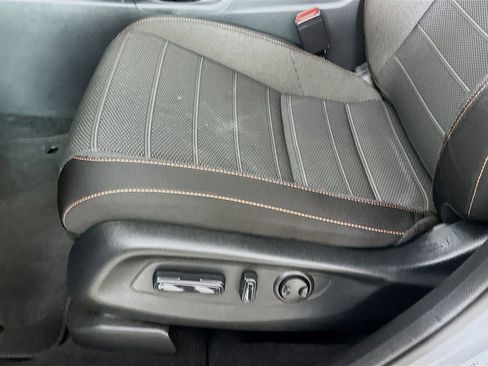 Certified 2023 Honda CR-V Sport image 9