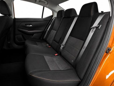 Used 2021 Nissan Sentra SR FWD image 19