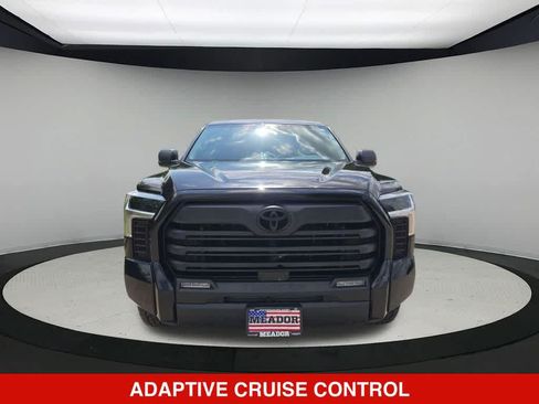 Used 2023 Toyota Tundra SR5 w/ SR5 Convenience Package AWD/4WD image 9