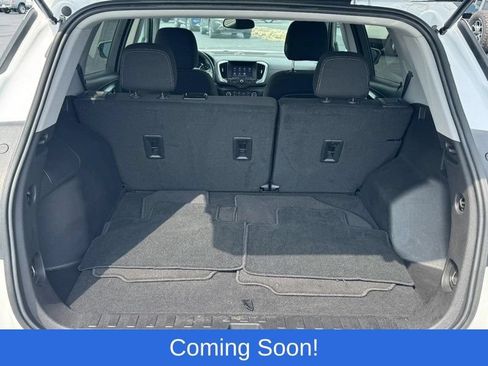 Used 2024 GMC Terrain SLE FWD image 5