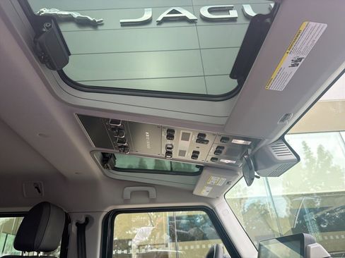 Used 2024 INEOS Grenadier Fieldmaster Edition image 4