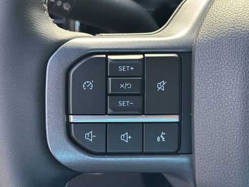 New 2026 Ford F250 Lariat w/ Black Appearance Package image 25