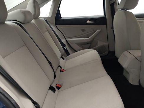 Used 2019 Volkswagen Jetta SE FWD image 19