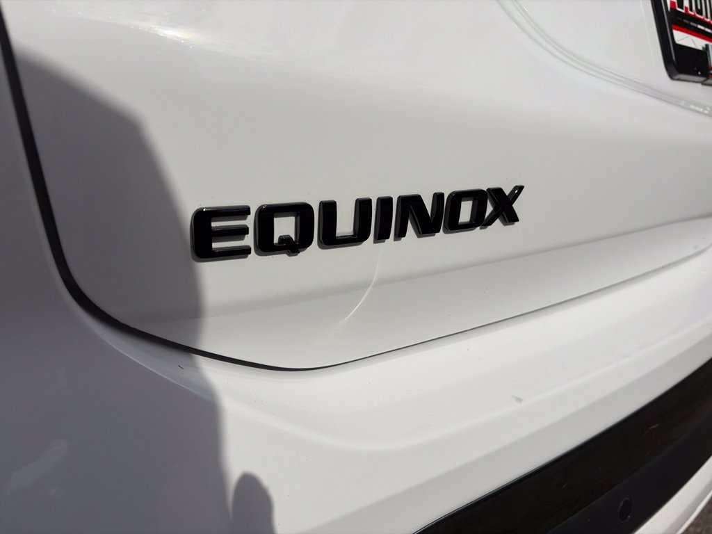 Used 2022 Chevrolet Equinox RS AWD/4WD image 17