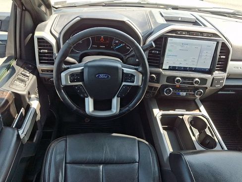 Used 2022 Ford F350 Lariat w/ Lariat Ultimate Package AWD/4WD image 12