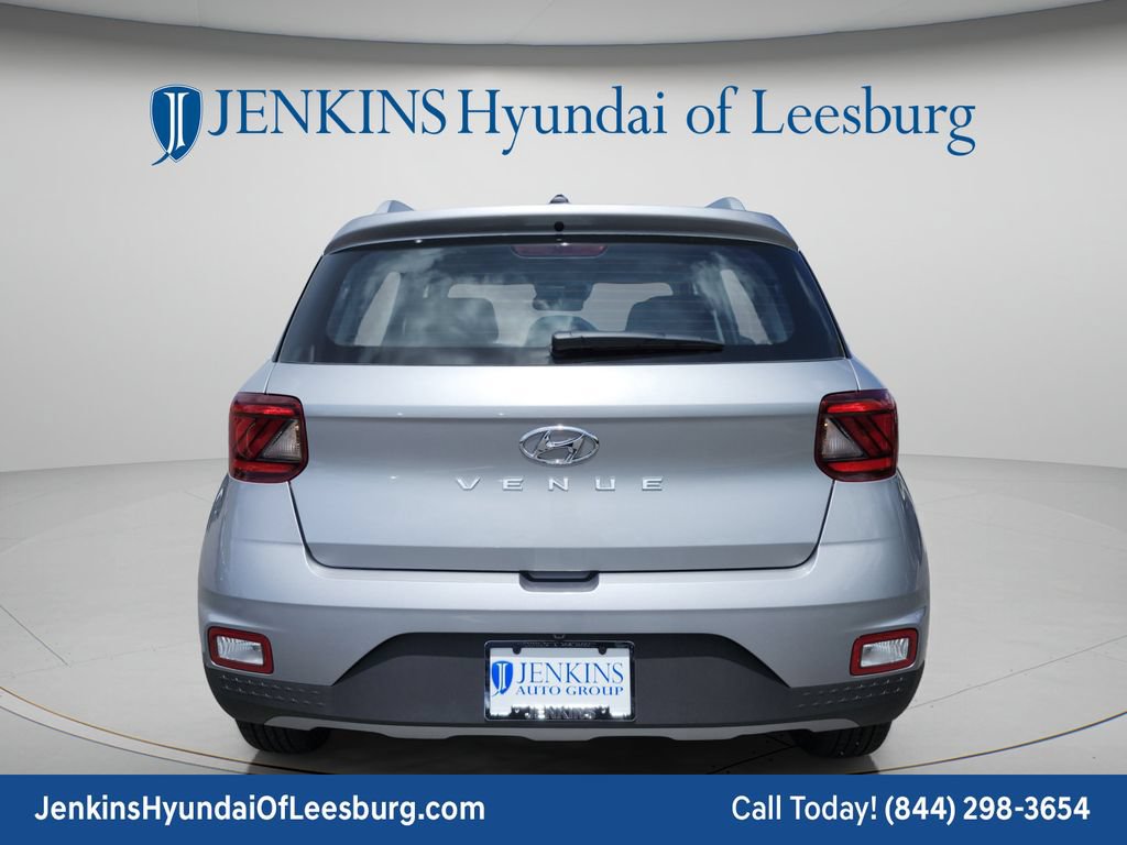 New 2026 Hyundai Venue SEL FWD image 6
