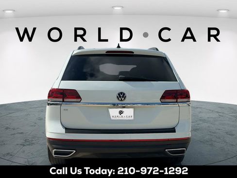 Used 2022 Volkswagen Atlas SE w/ Panoramic Sunroof Package FWD image 6