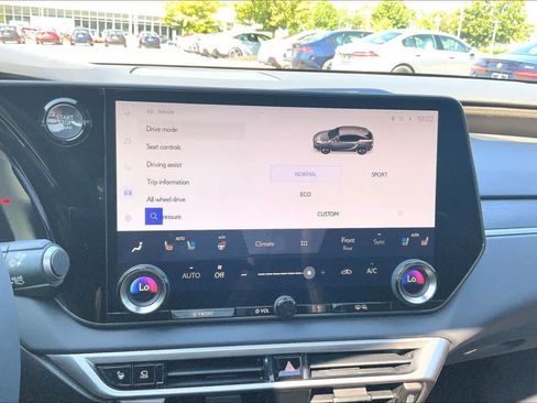Used 2024 Lexus RX 350 AWD w/ Convenience Package image 37