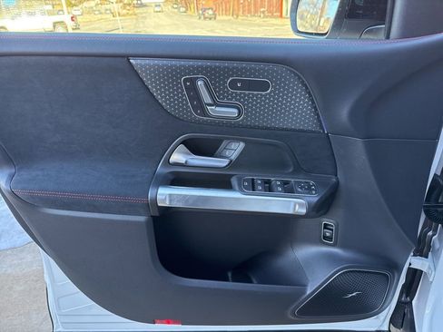 New 2026 Mercedes-Benz GLB 35 AMG 4MATIC image 17