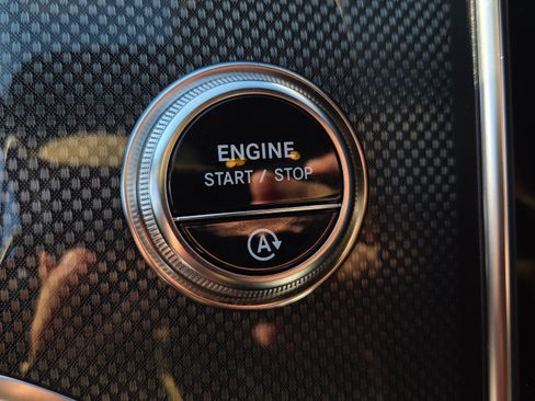 Certified 2026 Mercedes-Benz GLC 300 image 31