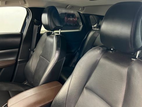 Used 2023 MAZDA CX-30 AWD 2.5 S w/ Premium Package image 17