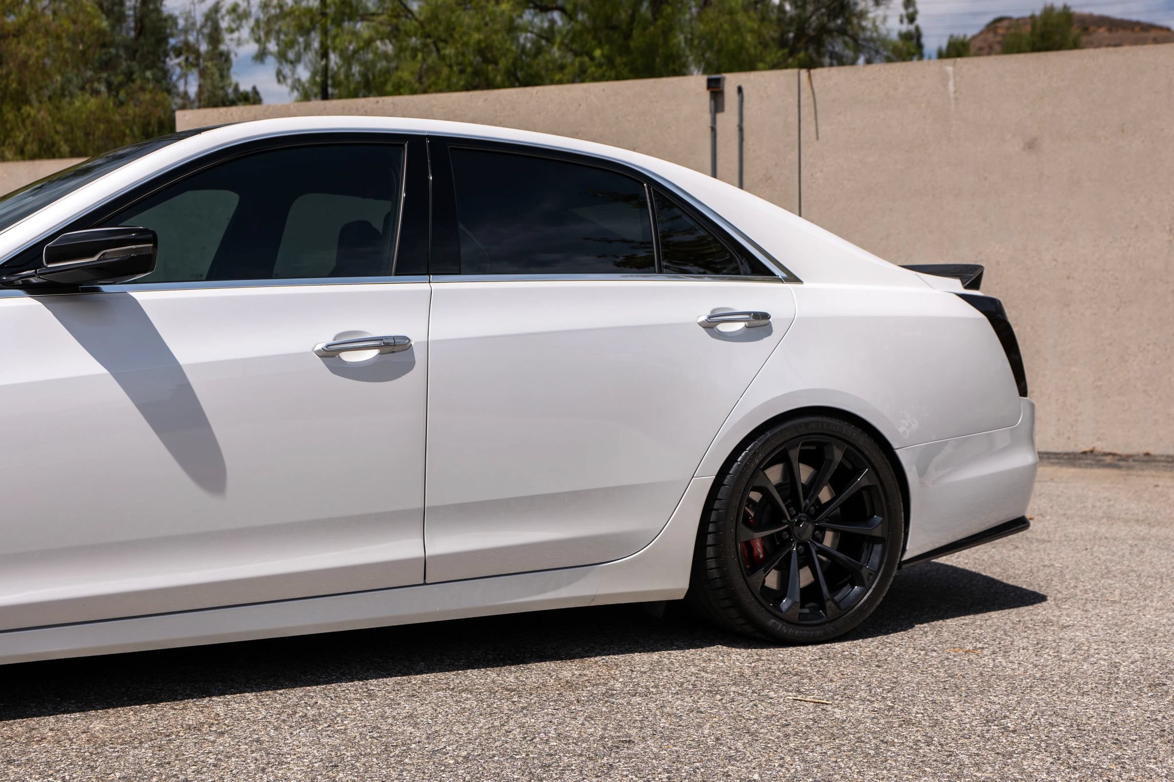 Used 2019 Cadillac CTS V w/ Carbon Fiber Package RWD image 14