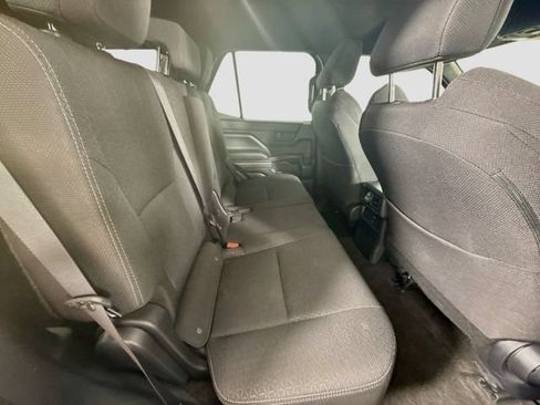 Certified 2025 Toyota 4Runner SR5 AWD/4WD image 27