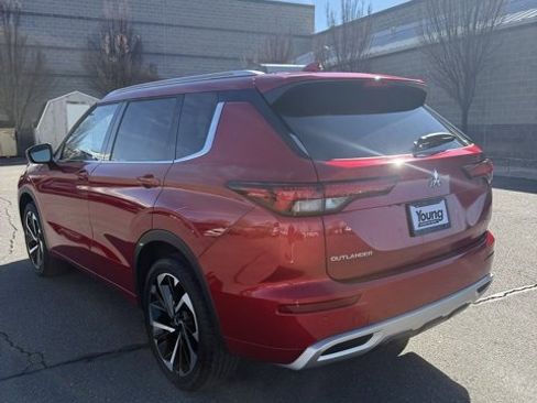 Used 2024 Mitsubishi Outlander SEL image 4