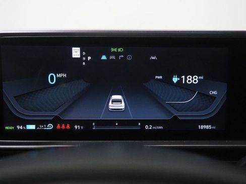 Used 2025 Hyundai Ioniq 6 SE RWD image 17