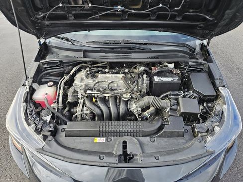 Used 2021 Toyota Corolla LE image 14