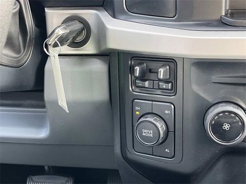Used 2024 Ford F350 XLT image 19