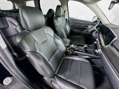 Used 2025 Kia Telluride S FWD image 34