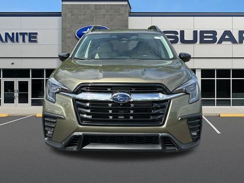New 2025 Subaru Ascent Limited image 2