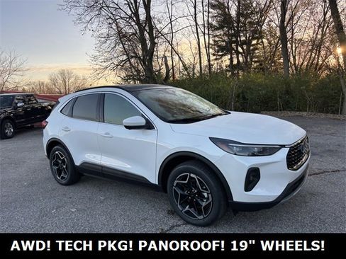 New 2026 Ford Escape Platinum w/ Premium Technology Package image 27