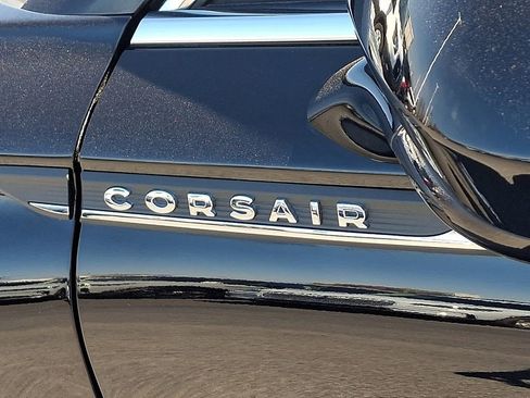 Used 2022 Lincoln Corsair AWD w/ Premium Package image 30