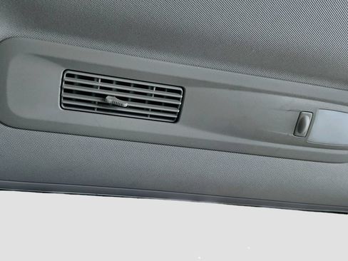 Used 2023 Nissan Armada SL w/ Captain's Chairs Package AWD/4WD image 27