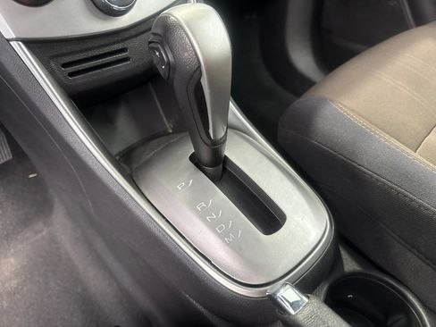 Used 2015 Chevrolet Trax LT AWD/4WD image 17
