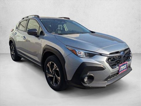 Used 2024 Subaru Crosstrek 2.0i Premium AWD/4WD image 3