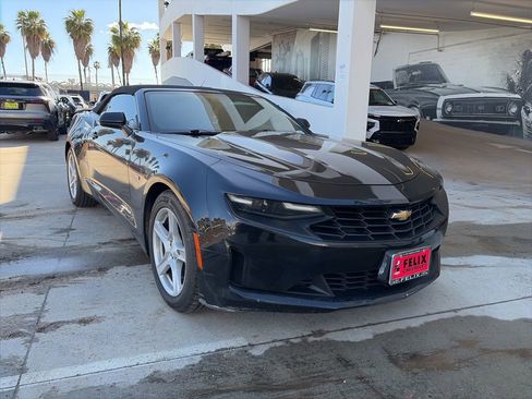 Used 2019 Chevrolet Camaro LT image 5