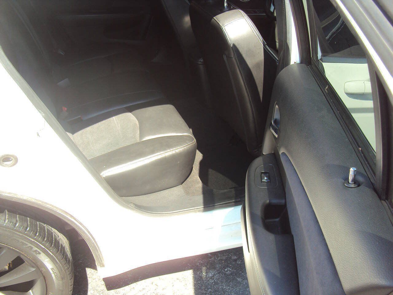 Used 2013 Chrysler 200 Limited w/ Sun/Sound Group FWD image 13
