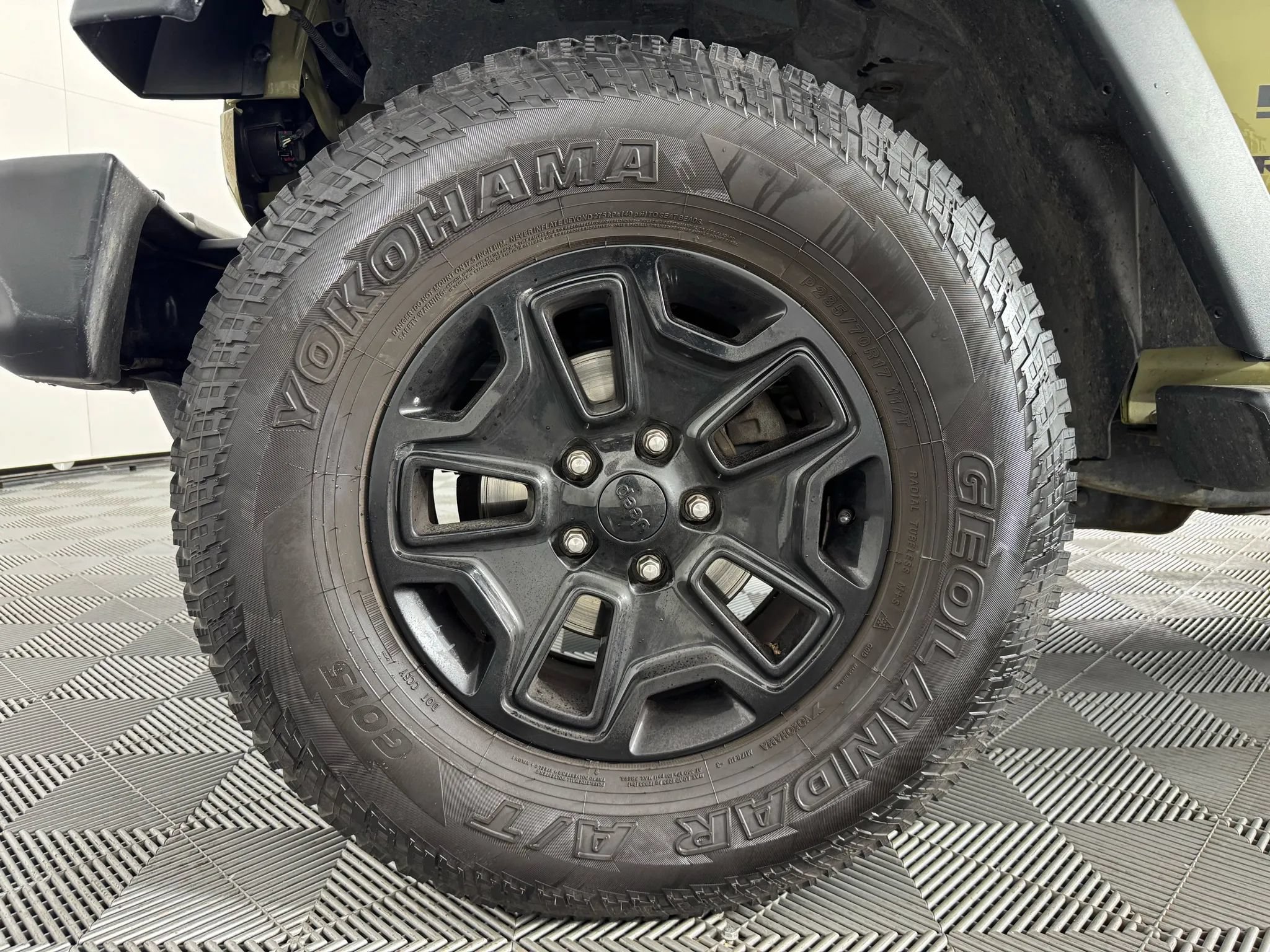 Used 2013 Jeep Wrangler Sport AWD/4WD image 32