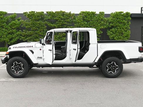Used 2022 Jeep Gladiator Rubicon w/ Trailer Tow Package image 10
