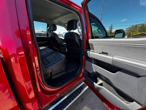Used 2024 Ford F250 Lariat AWD/4WD image 32