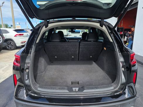 Used 2019 INFINITI QX50 Essential image 11