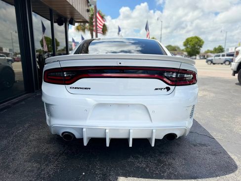 Used 2022 Dodge Charger SRT Hellcat w/ SRT Black Package RWD image 10