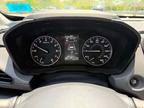 Used 2024 Subaru Crosstrek 2.0i Premium AWD/4WD image 12