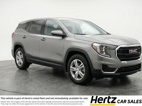 Used 2024 GMC Terrain SLE FWD image 1