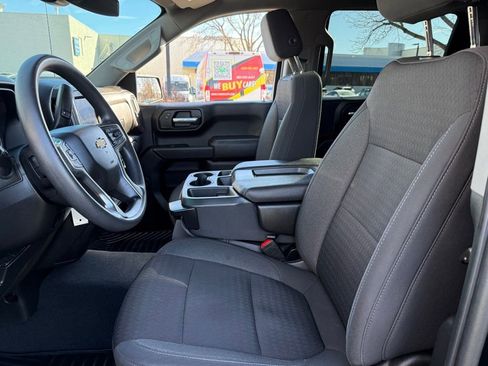 Used 2022 Chevrolet Silverado 1500 Custom w/ Safety Confidence Package image 12