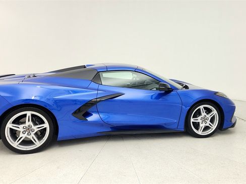 Used 2022 Chevrolet Corvette Stingray Preferred Conv image 9