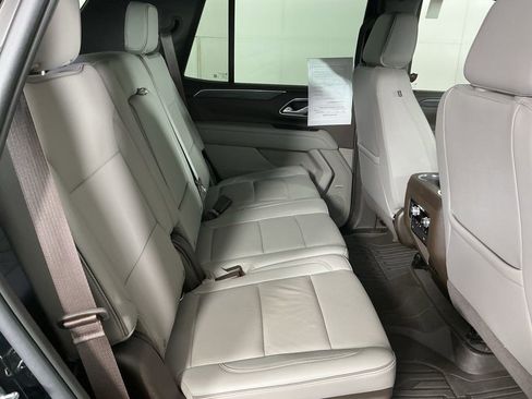 Used 2022 GMC Yukon SLT w/ SLT Luxury Package AWD/4WD image 21